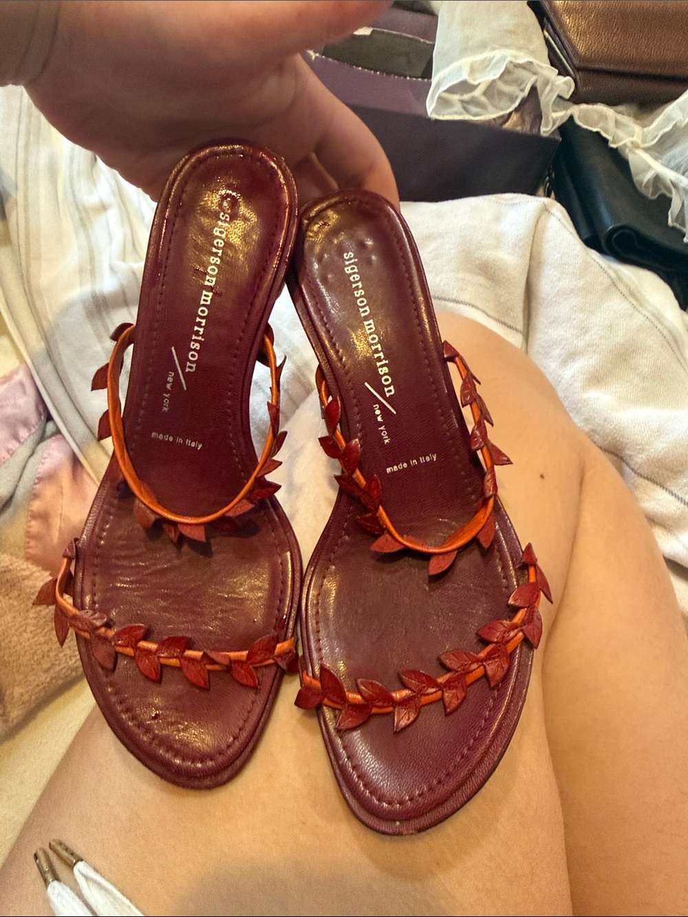 Sigerson Morrison Burgundy and Tan Leaf-Trim Slide Mules size 6
